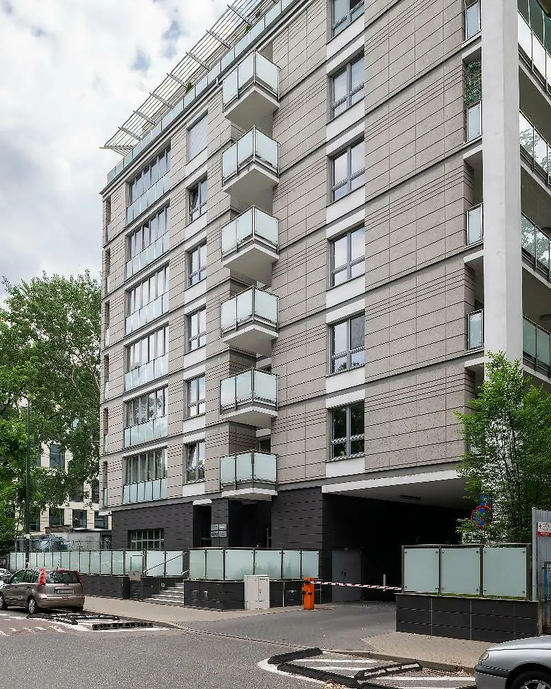 P&O Fabryczna 3 Daire Varşova